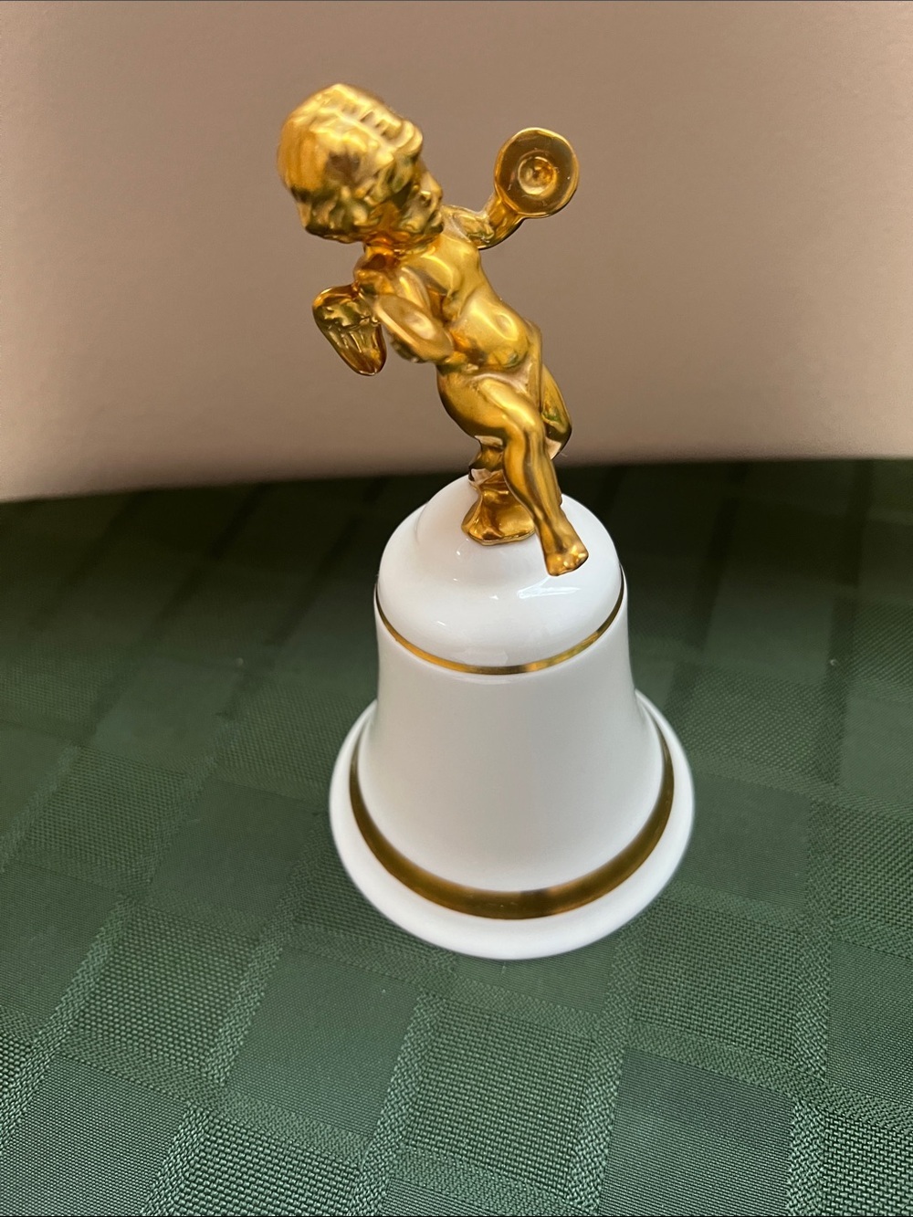Royal Doulton limited edition Speech of Angels - JOY - Picture 14 of 16